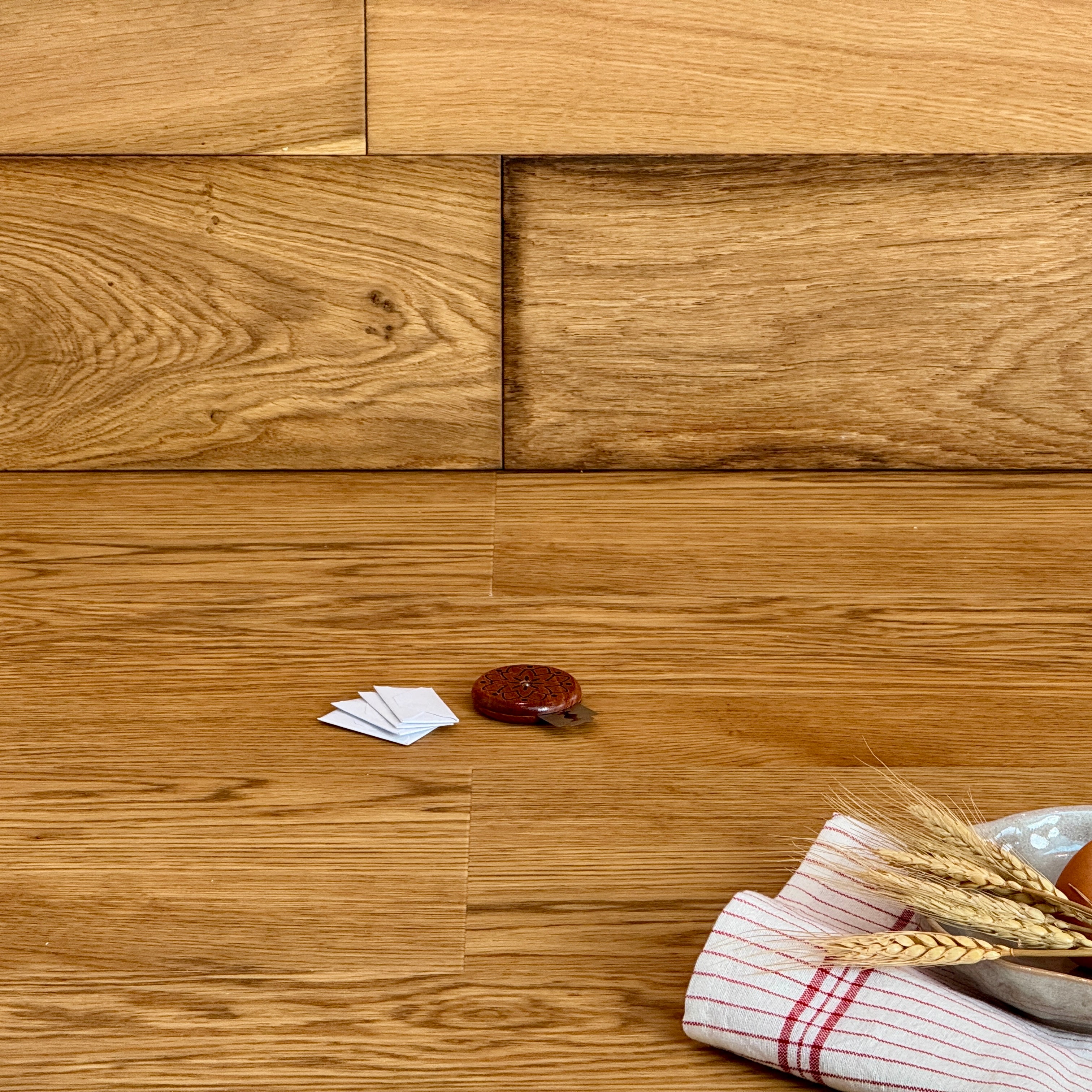 Walnut Wood Bread Lame with Replaceable Blades – Sourdough Scoring Tool - Sourdough Supply Co.